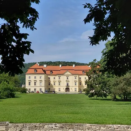 Zamek 4*