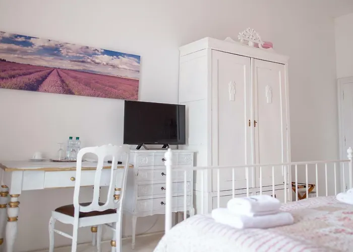 Hotell Zamek Napajedla